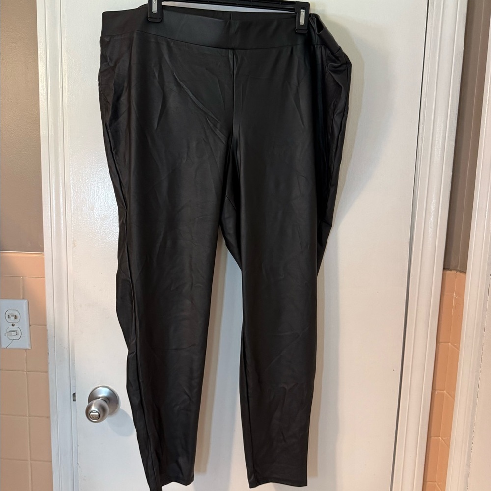 Torrid Black Ankle Pants (fake leather ) stylish NEVER WORN